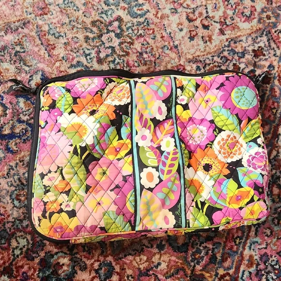 Vera Bradley Padded Travel Bag - Picture 2 of 6